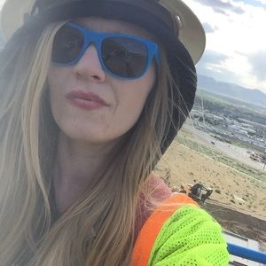 Meet your Posher, Tracie